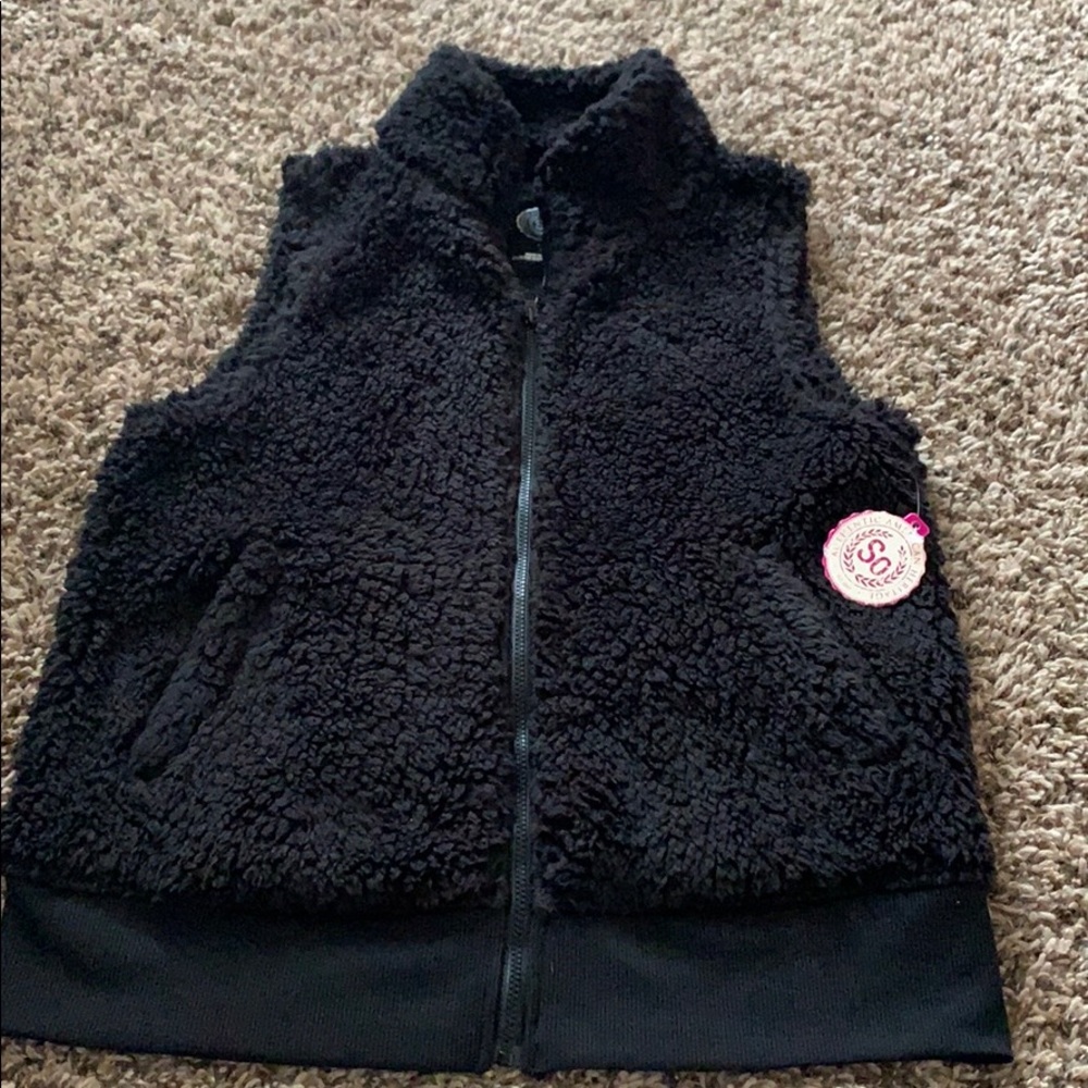 New with tags fuzzy vest